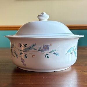 Pfaltzgraff Floral Ceramic Casserole Dish with Lid